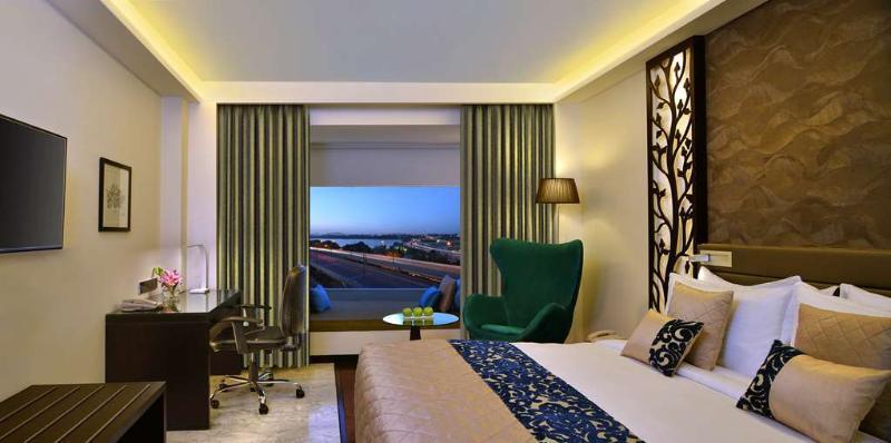 โฮม2 สวีท บาย ฮิลตัน อินเดียนาโพลิส แอร์พอร์ต อินดีแอนา Hotel ภายนอก รูปภาพ